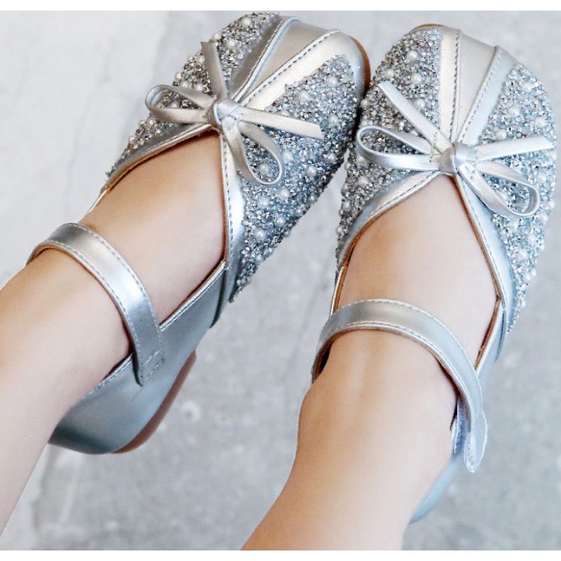 GIÀY BÉ GÁI NHIỀU MẪU SIZE 21 tới 26