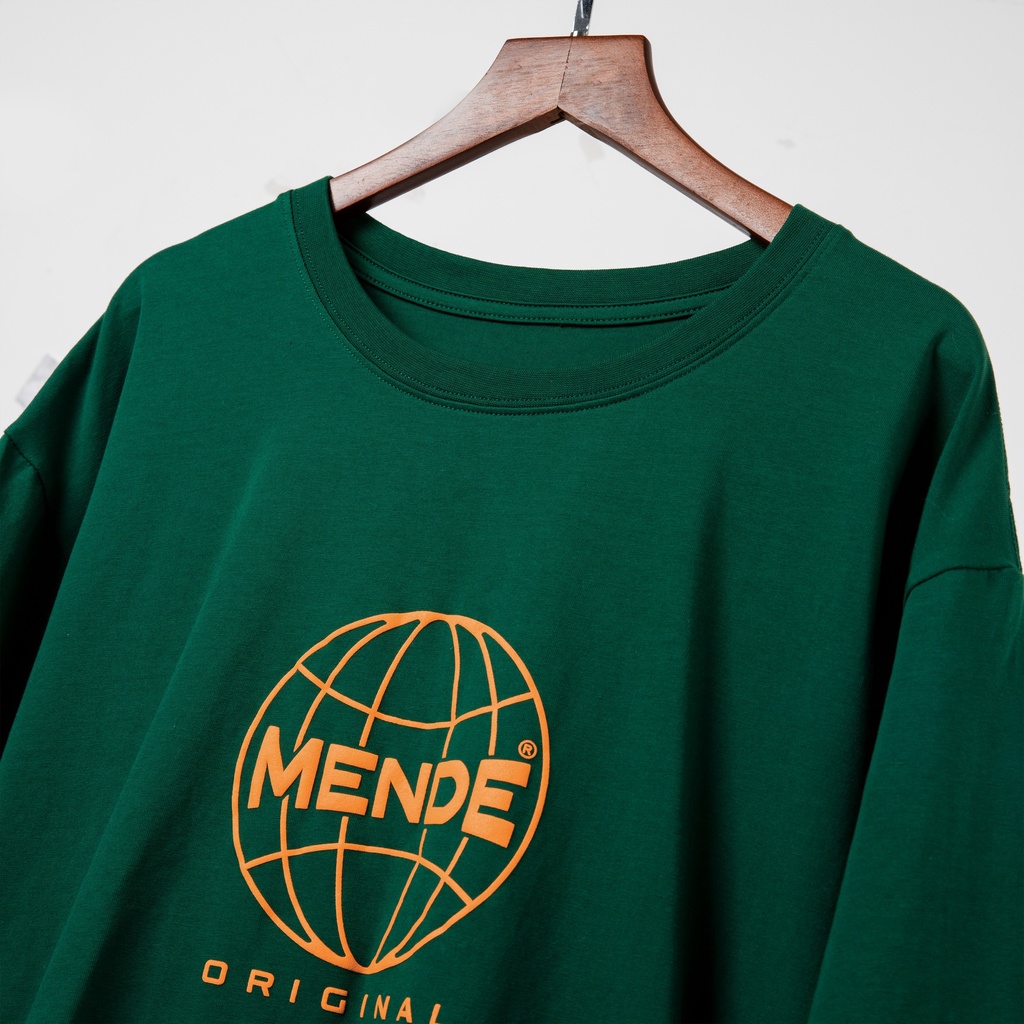 MENDE - Earth tee màu xanh lá - Áo thun đơn giản hình trái đất | BigBuy360 - bigbuy360.vn