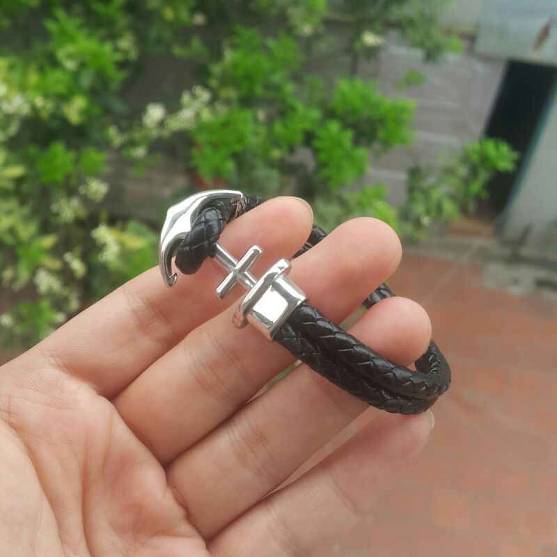 Vòng tay da mỏ neo