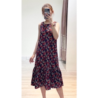 Đầm sát nách đuôi bèo hoa nhí