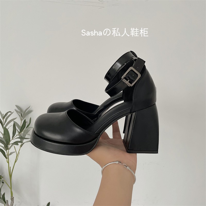 Giày sandal cao gót phong cách retro thời trang hè dễ phối đồ năm 2022 cho nữ