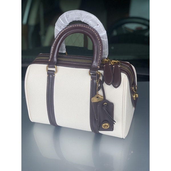 Túi Coach dáng trống công sở  - 3 màu sale