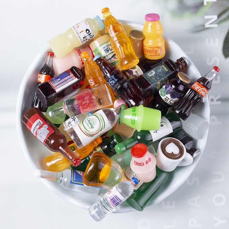 Set 10 Mặt Dây Chuyền Hình Bình Nước Mini Bằng Nhựa Resin Sáng Tạo