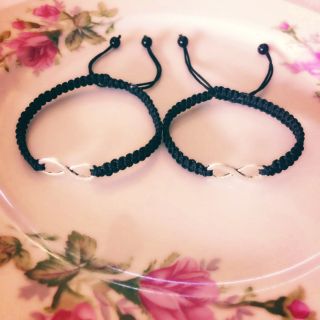 Vòng tay cặp mặt vô cực handmade