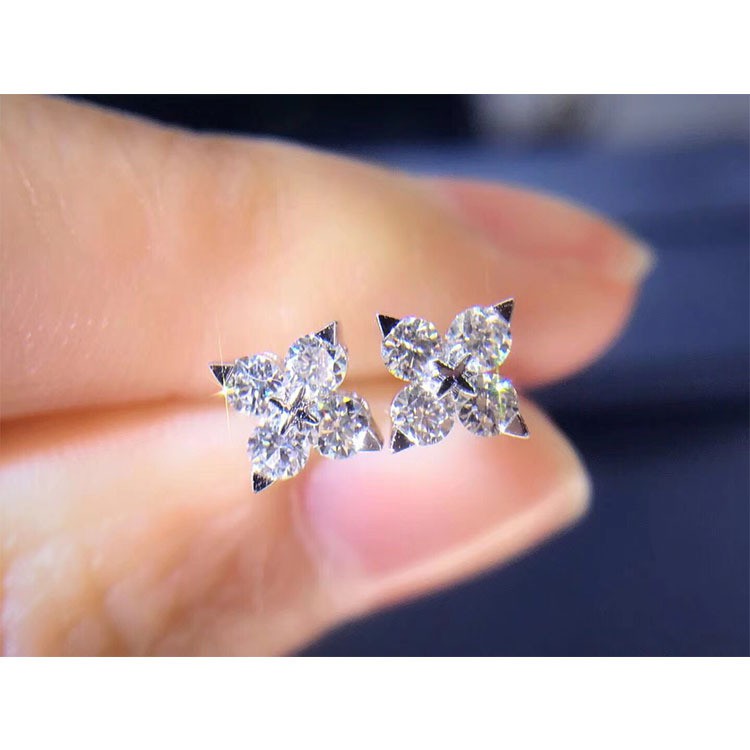 Platinum four-leaf clover clover diamond earrings earrings star diamond earrings earrings female real diamond earrings authentic