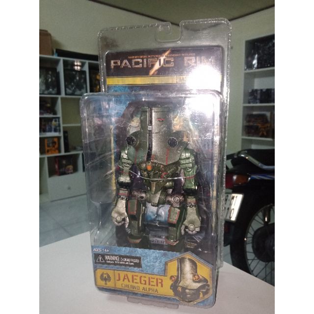 Mô Hình Cherno Alpha Pacific Rim - cao 18 cm