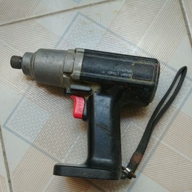 Bắt vít 12v national búa dầu