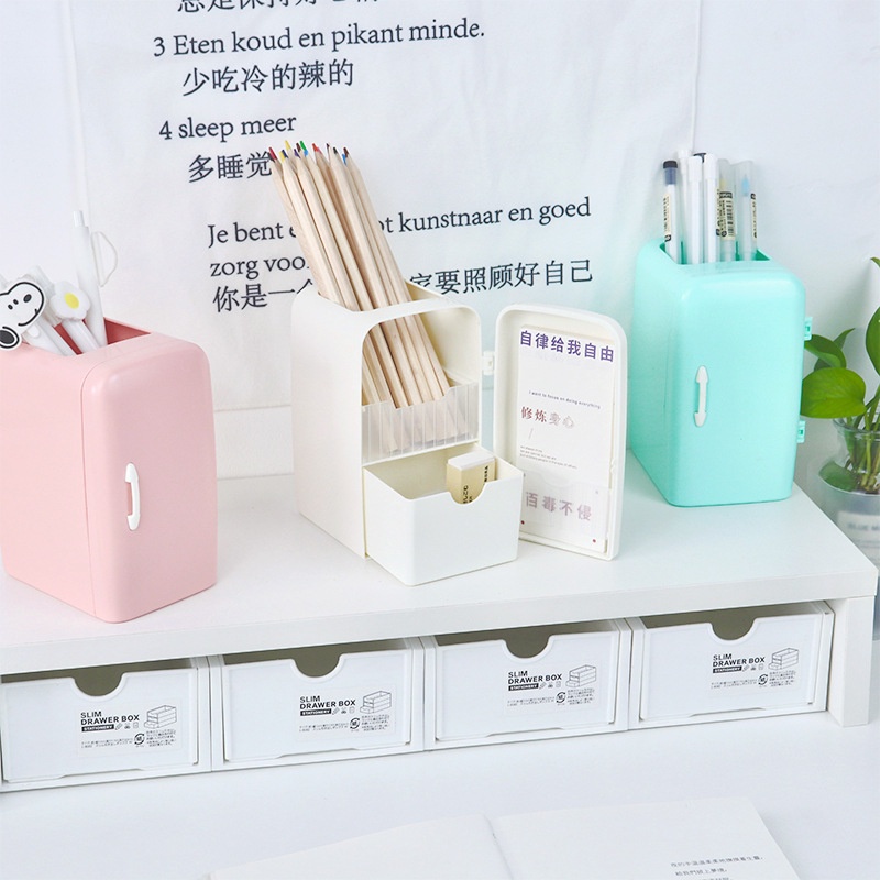 Hộp đựng bút bằng nhựa hình hoạt hình sáng tạo