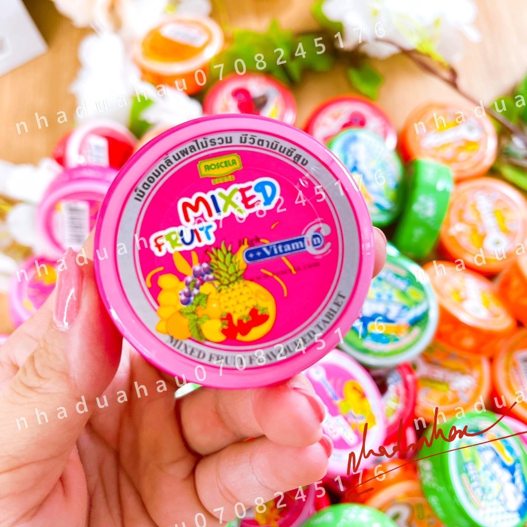 Một lốc gồm 12 hộp kẹo C hộp sáp vị Cola/ Spry/ Cam/ Trái cây Roscela Thái Lan hộp 15gam