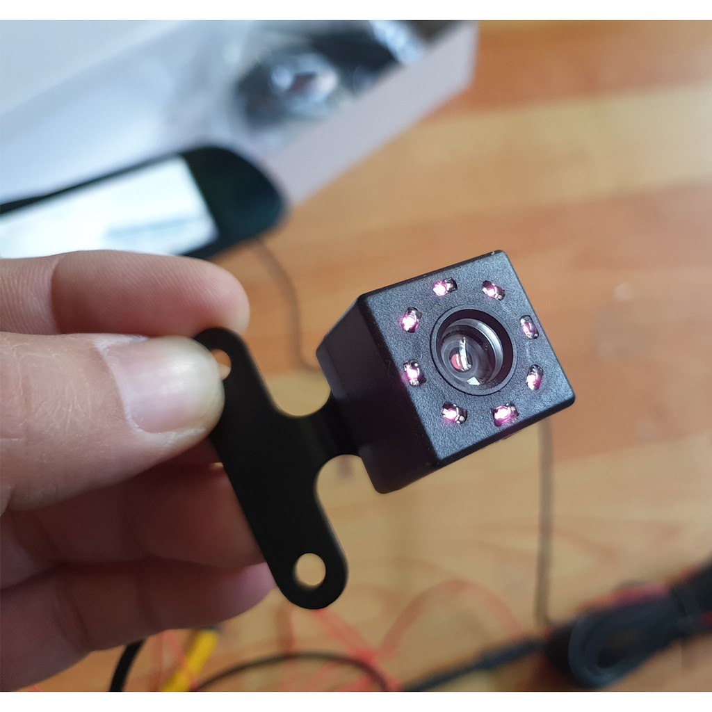 Camera hành trình lùi cho ô tô, 4 chân, jack 2.5mm, 8 đèn hồng ngoại