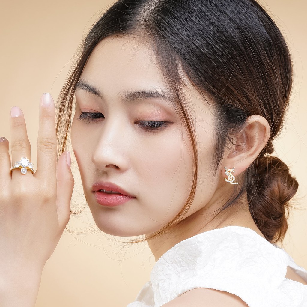 Bông tai nữ UHA mạ vàng 18K , đính kim cương nhân tạo B1157130-65