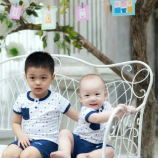 Áo bổ nẹp và quần đùi Lullaby