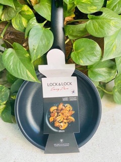Chảo chống dính Lock&Lock 20cm