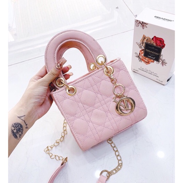 Túi dio💘Túi vuông 5 ô da  size 20cm chùm vàng TX96