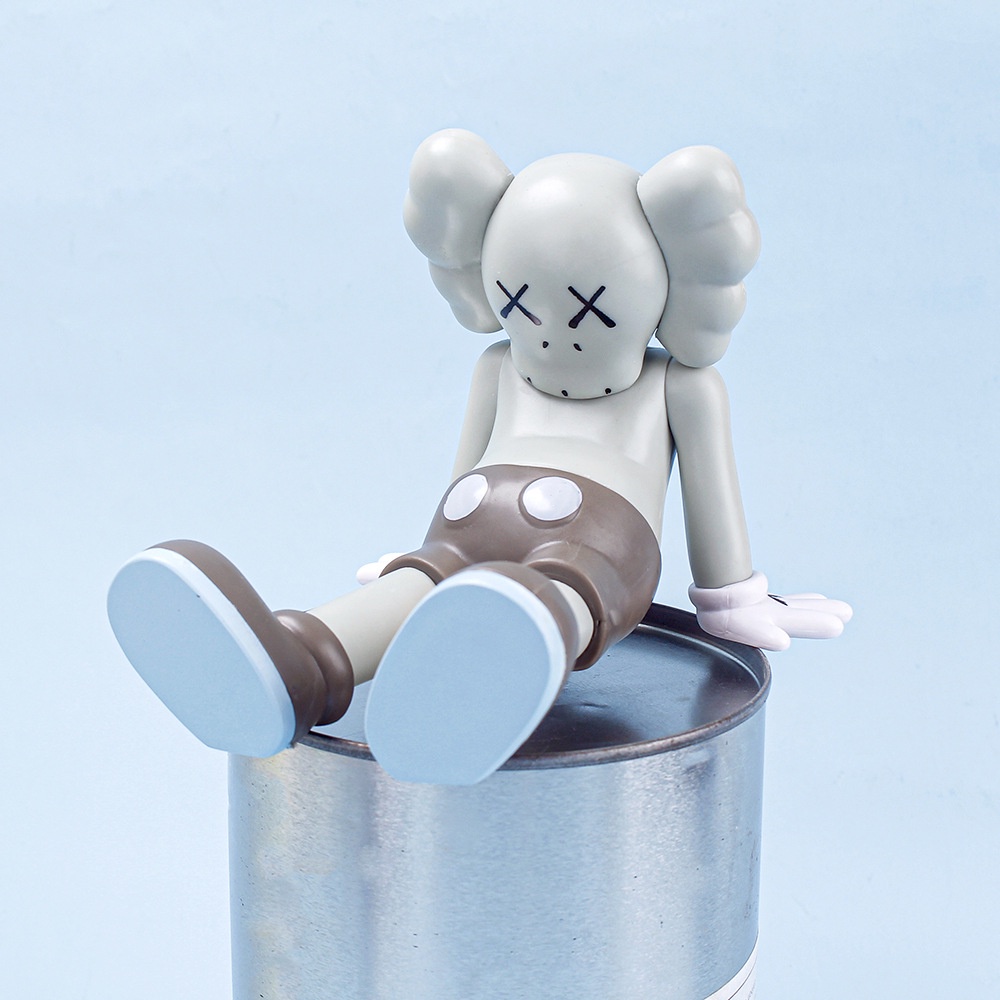 Mô Hình Nhân Vật Kaws Bằng Nhựa Pvc Trang Trí Bánh Kem