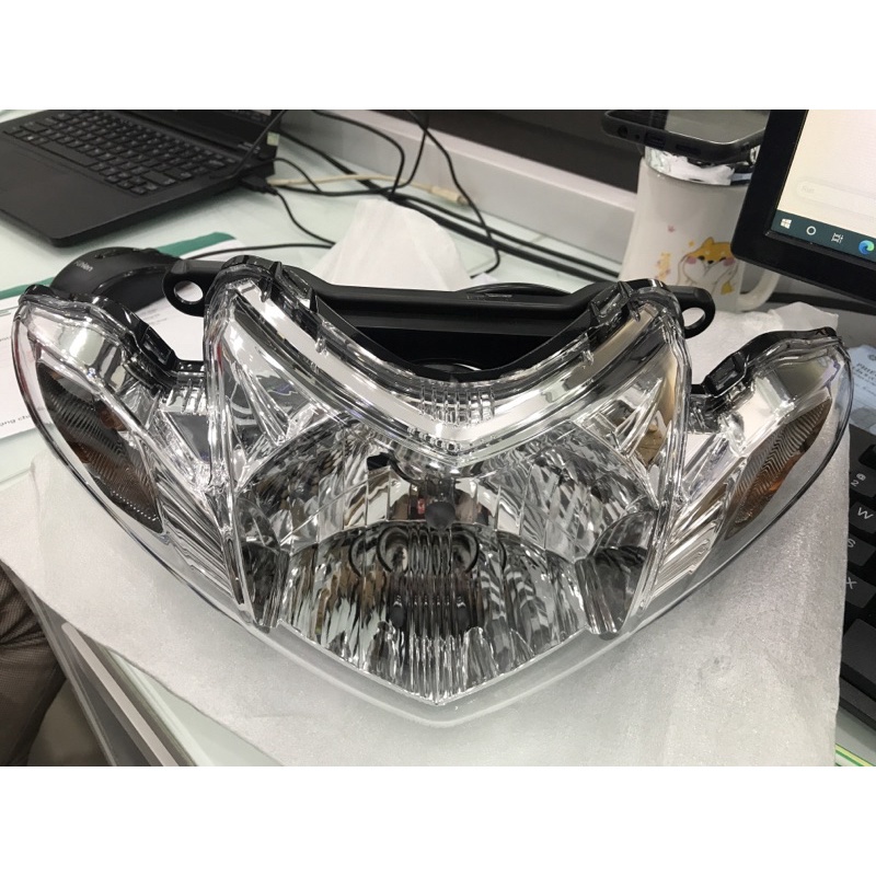 Cụm đèn pha chính hãng Yamaha dùng cho xe Exciter 135 - Yamaha town Hương Quỳnh