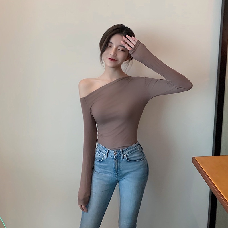Áo thun lệch vai dài tay nữ ôm body sexy phong cách mùa thu 2022