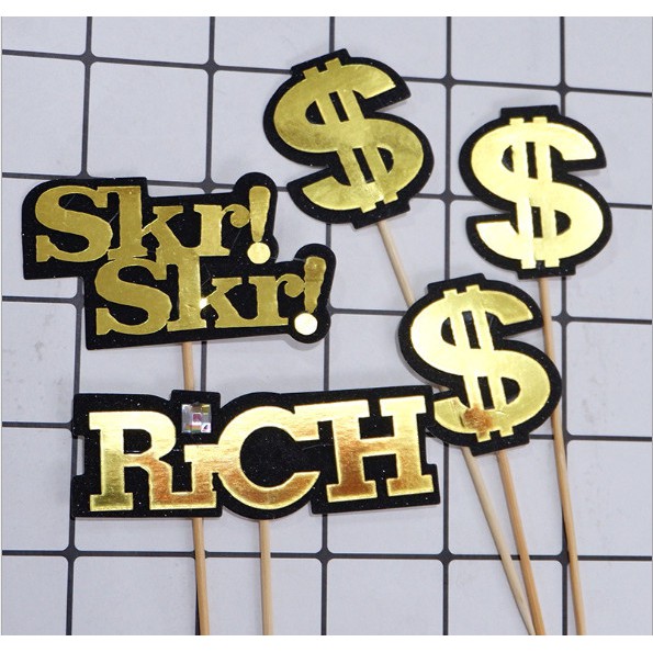 Que cắm giấy Rich/$$