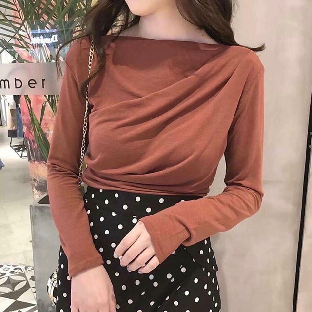 Áo thun cát mịn cổ thuyền