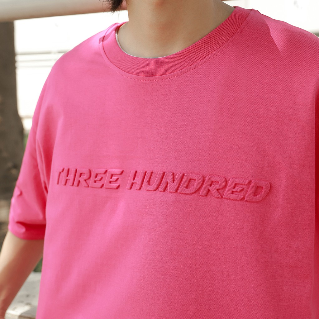 Áo Thun In Nổi Logo Three Hundred Màu Hồng