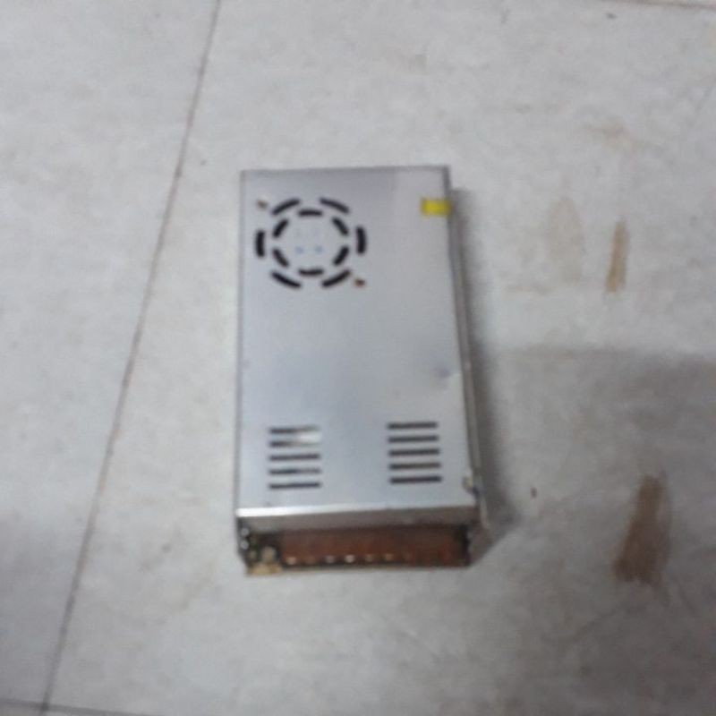 bo nguồn 12v .30a.điện vào 220v