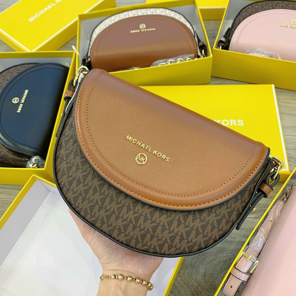 TÚI ĐEO CHÉO MK NẮP NHIỀU MÀU CAO CẤP CÓ HỘP