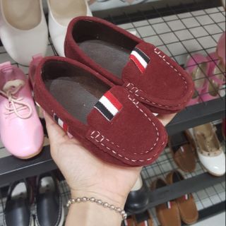 Combo giày mọi + sandan siêu nhân