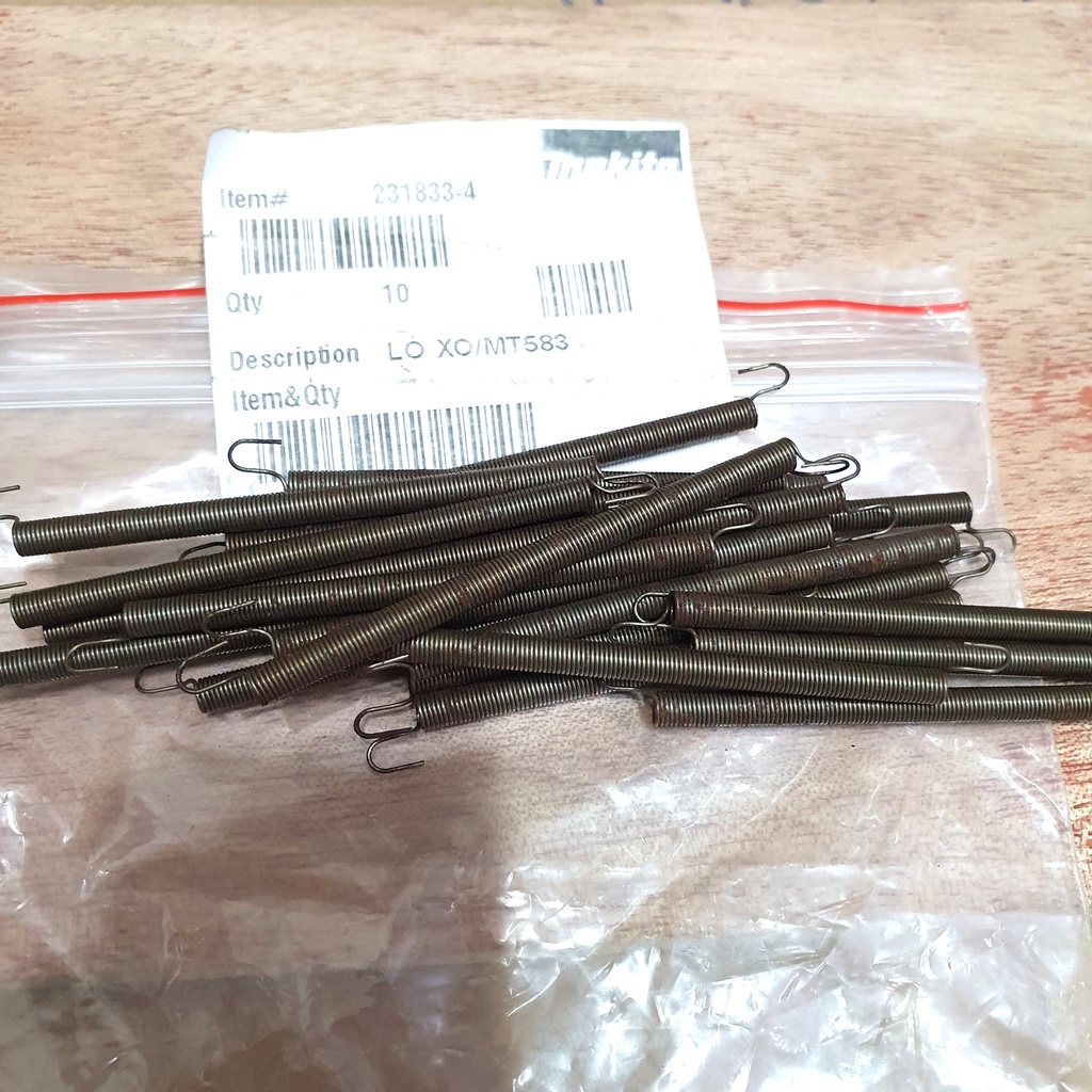 Lò xo bảo hiểm máy cưa gỗ MT583 M5801B Makita Maktec 231833-4