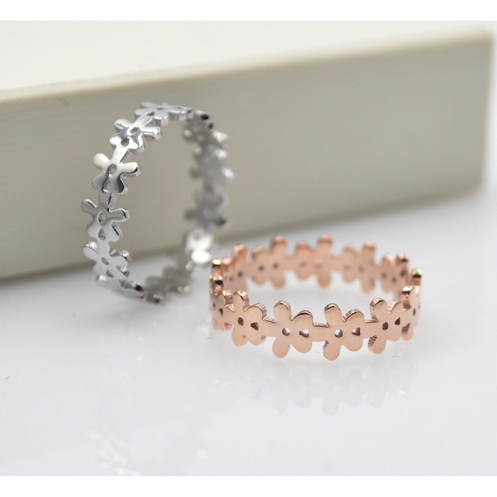 Nhẫn thép titan mạ vàng hồng 18K họa tiết hoa nối đuôi phong cách Hàn Quốc dễ phối đồ