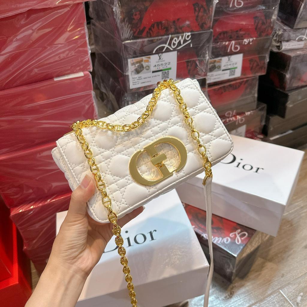 Túi đeo chéo CD sz 21cm kèm hộp cực xinh