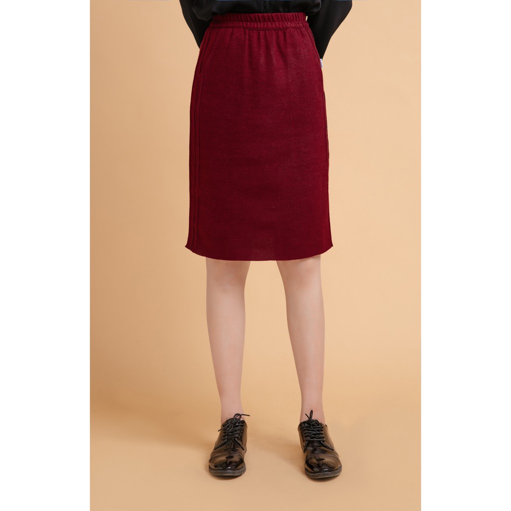 [Mã WABRHI5 giảm 15% đơn 599K] Chân váy dạ dài basic - 20Again | BigBuy360 - bigbuy360.vn
