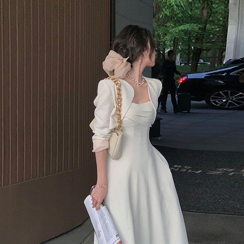 Bộ Áo Khoác Vest + Đầm Xòe Dáng Ngắn Thời Trang Mùa Thu 2022