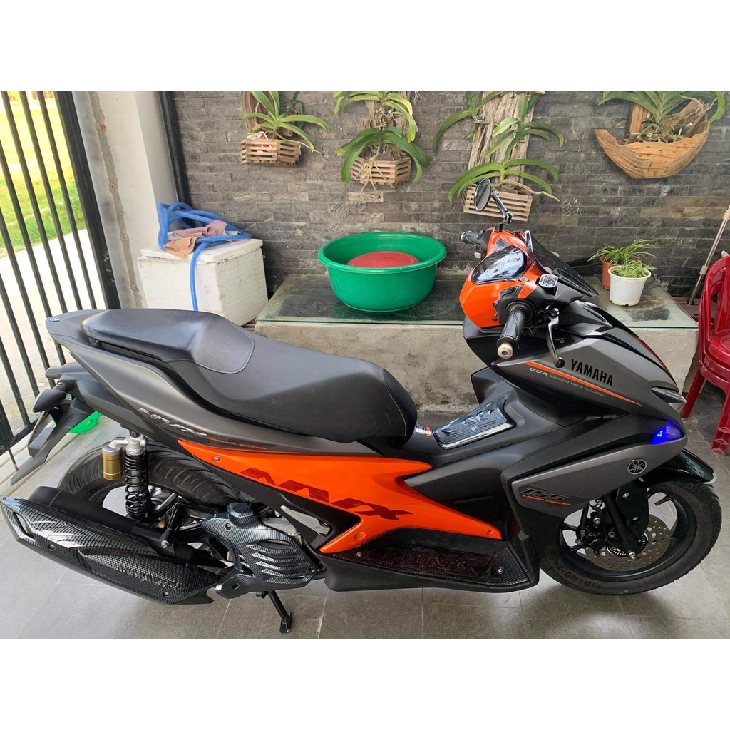 ỐP CHE PÔ  DÙNG CHO ĐỜI XE NVX 2016 2017 2018 2019 2020  CACBON