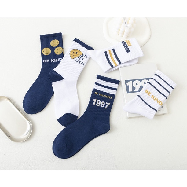 Vớ Tất cao cổ Nam Nữ số 1997 phong cách trẻ trung, thể thao, năng động