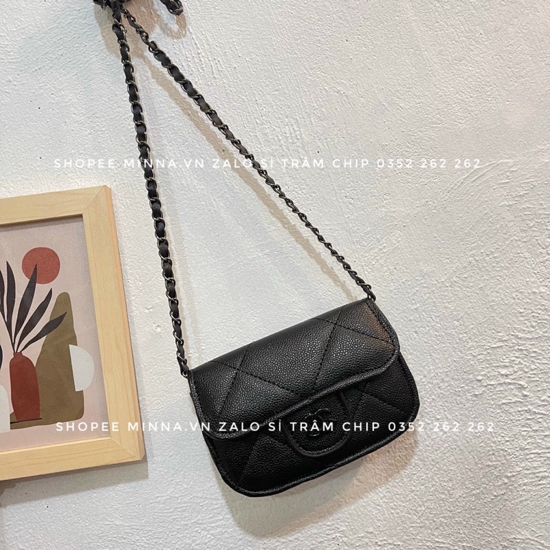 Túi Mini Nữ Đeo Chéo Da Hạt Logo Dây Xích Đen, túi túi xách nữ có dây đeo chéo TX61