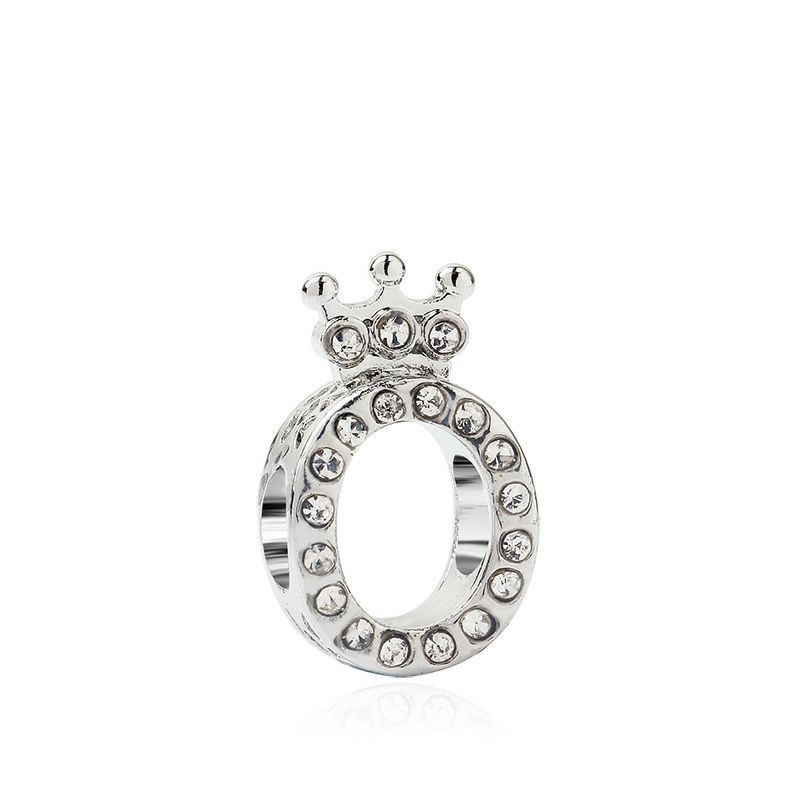 Charm vương miện xỏ mẫu mới