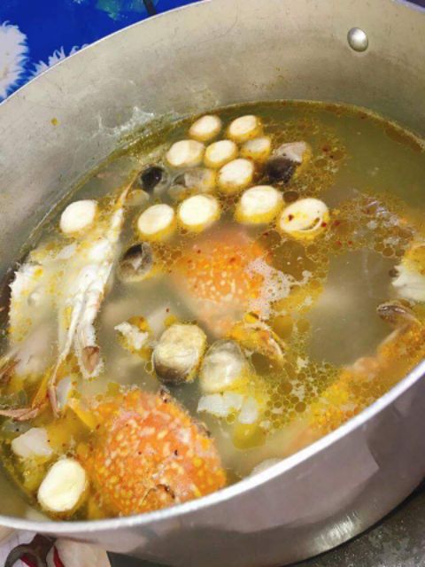 BÁNH CANH BỘT MÌ KHÔ HUẾ