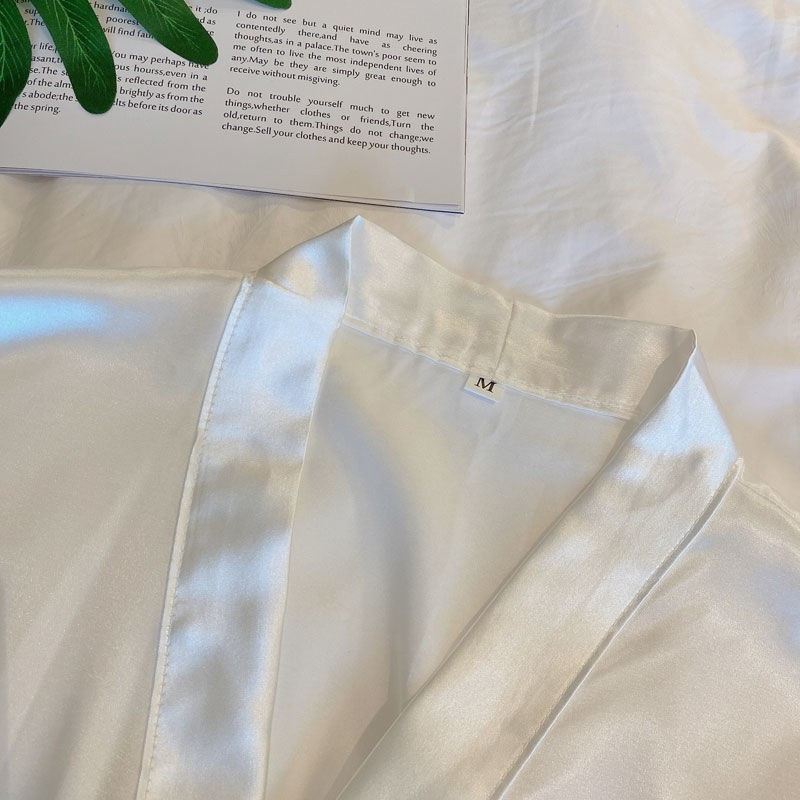  Áo choàng tắm dáng rộng tay lửng bằng lụa thời trang xuân thu quyến rũ cho nữ | BigBuy360 - bigbuy360.vn