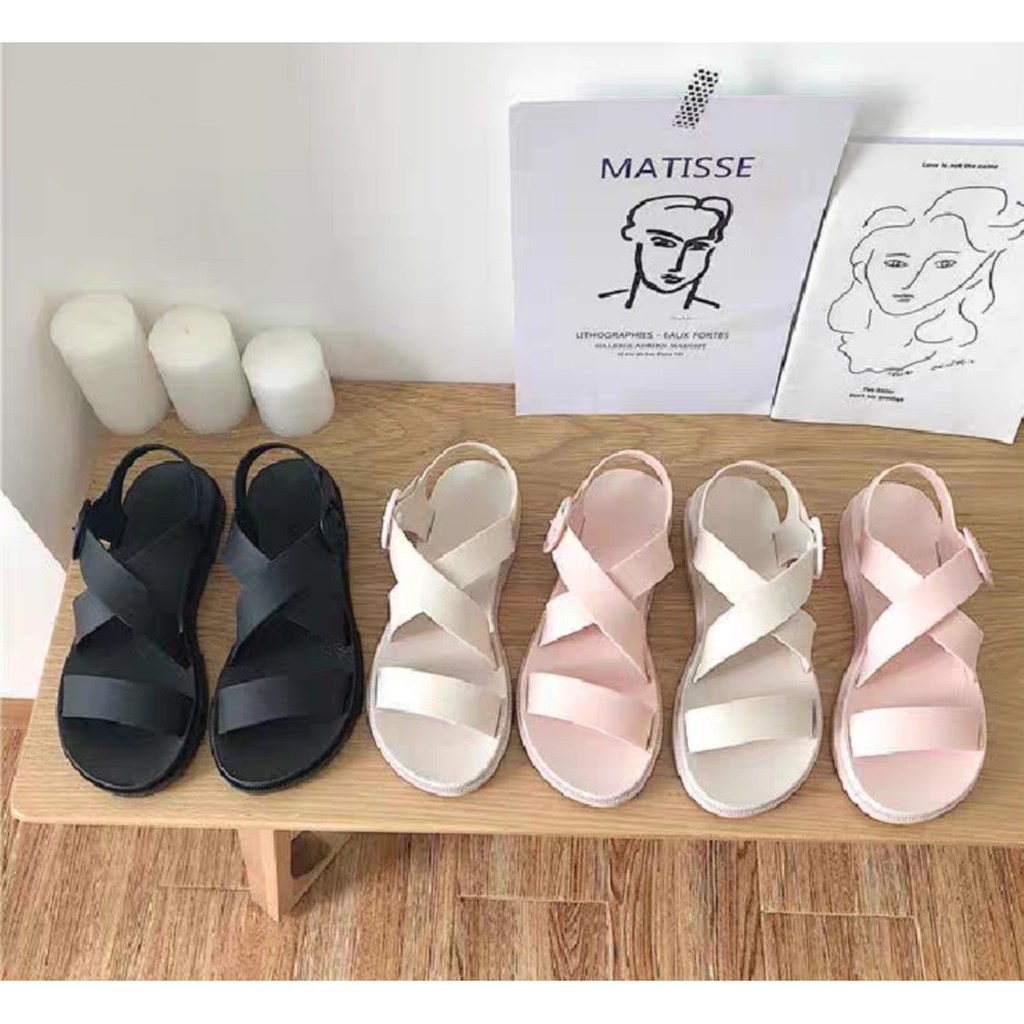 Giày sandal quai chéo CAO SU NON - THOẢI MÁI ĐI MƯA