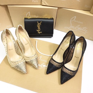 Giày Louboutin lấp lánh đá pha lưới nhaa . Đẹp xuất sắc , về đi về lại nhiều lần vẫn cứ hott 🔥🌹 Sz 35/39