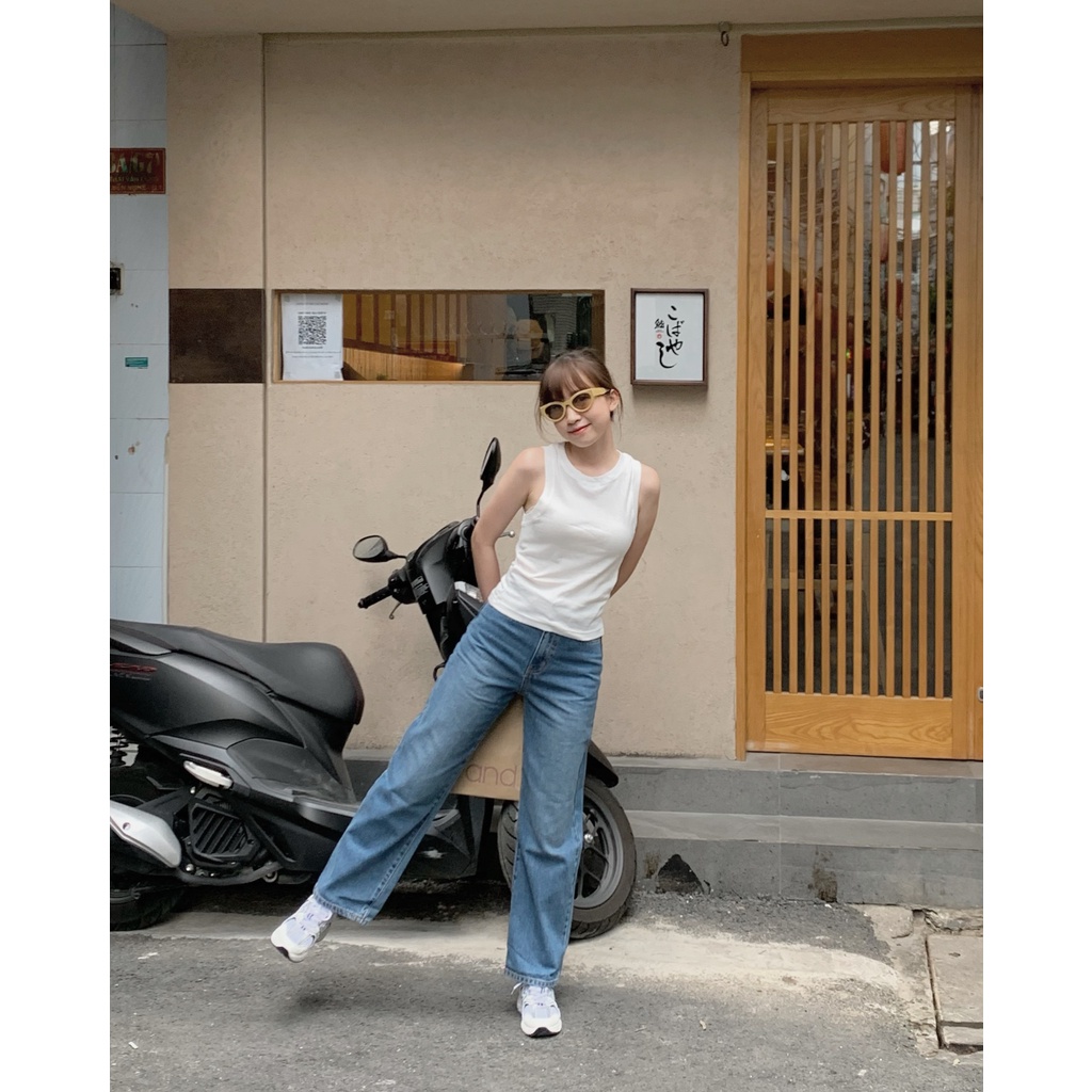 Quần Jeans Nữ Lưng Cao Ống Suông Rộng Màu Xanh Wash Đùi LDL-102B