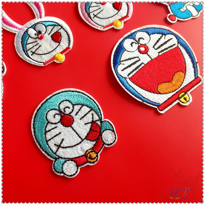 Set 1/3 miếng vá ủi quần áo hình Doraemon đáng yêu