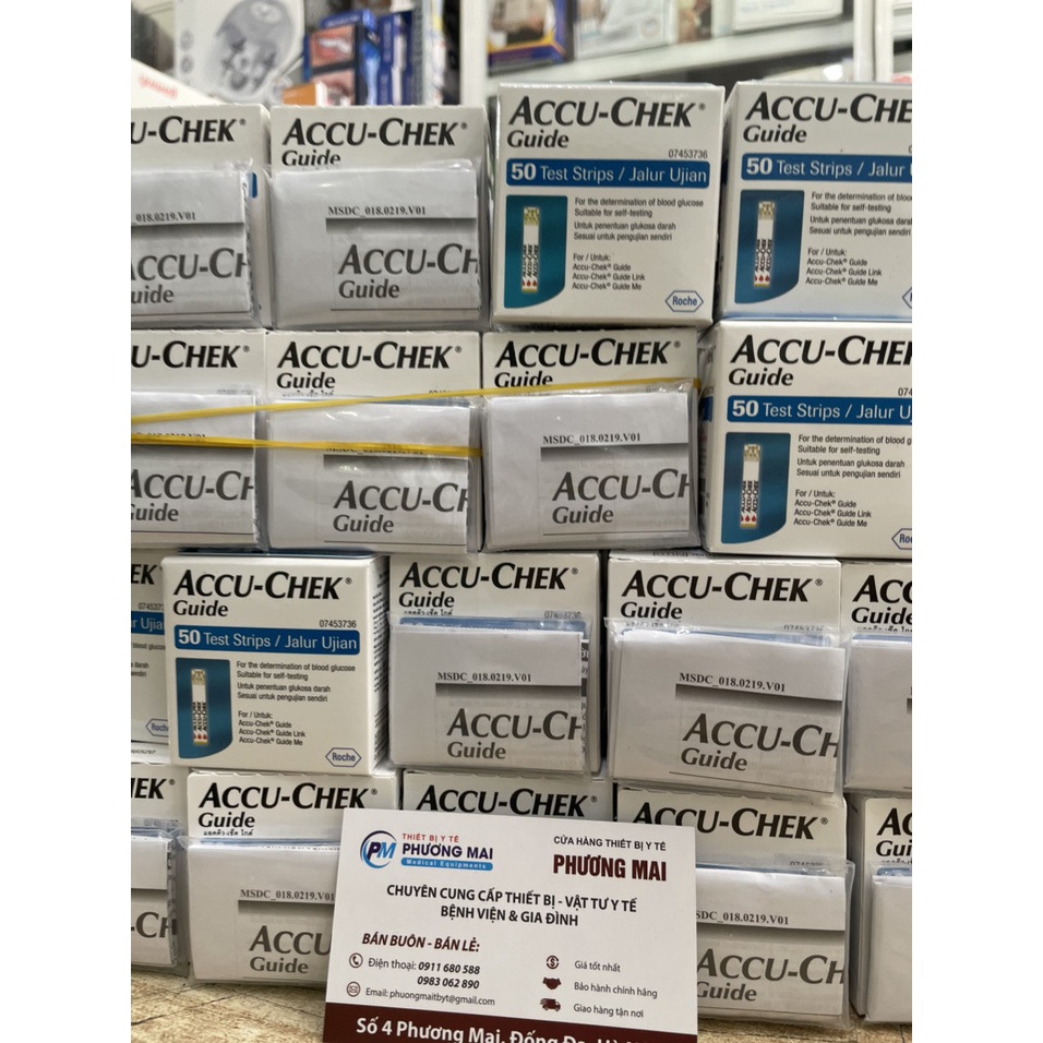 Que thử đường huyết Accucheck Guide
