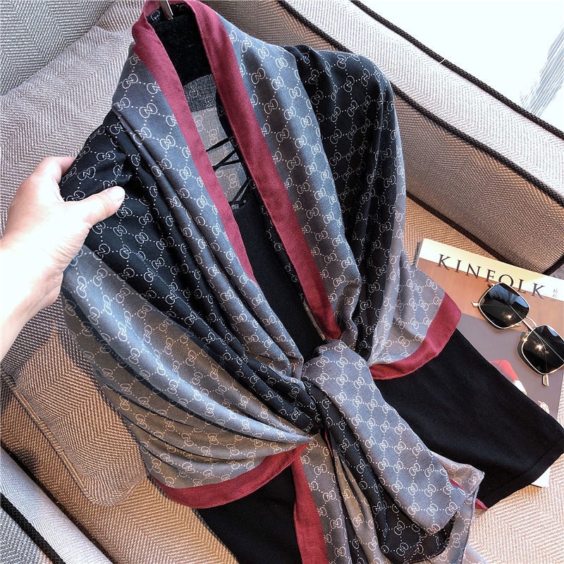 Khăn choàng cổ vải lụa 90cm chống nắng 180 độ phong cách Anh Hàn thời trang xuân hè cho nữ