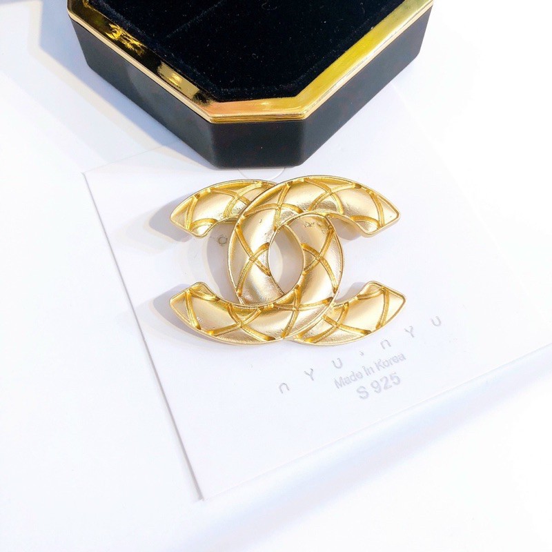 cài áo hãng cao cấp