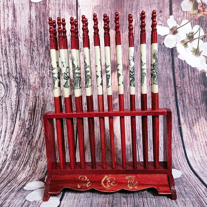 Đồ thờ đẹp - Giá cắm đũa gỗ hương kiểu đứng -