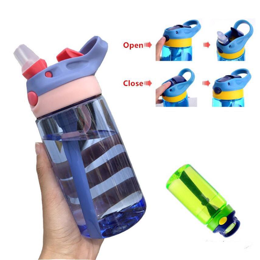 Bình nước nhựa kèm ống hút thiết kế dễ thương cho bé