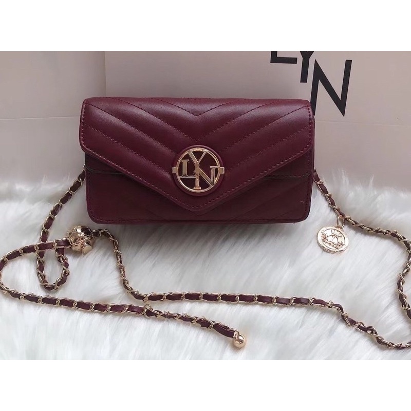 Túi L.Y.N dáng vuông sz 20cm