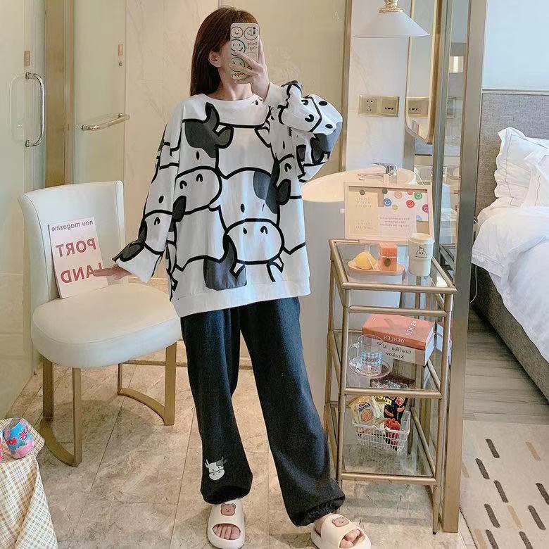 Bộ ngủ bò sữa nữ dài tay cổ tròn, bộ mặc nhà nữ lụa sữa cute DN04 | BigBuy360 - bigbuy360.vn