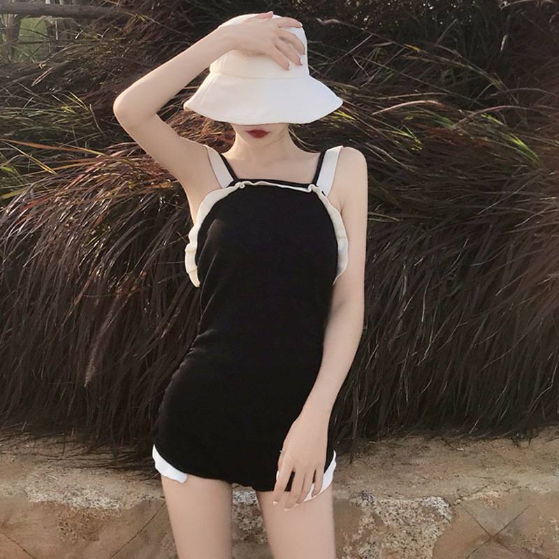 Bikini Đồ Bơi Một Mảnh Hàn Quốc Cao Cấp Phối Viền Sang Chảnh Chất Thun Gân Dày Dặn Co Giãn 4 Chiều Che Khuyết Điểm